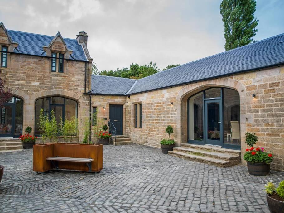 Stunning Edinburgh 1820S Stables Converted Studio מראה חיצוני תמונה